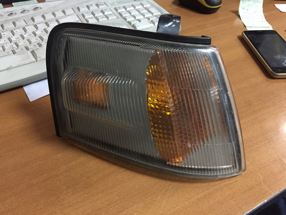 разъем указателя поворота субару импреза. лампы передних поворотников субару импреза. повторитель поворота subaru impreza gh3. поворотник субару. разъем указателя поворота субару импреза.