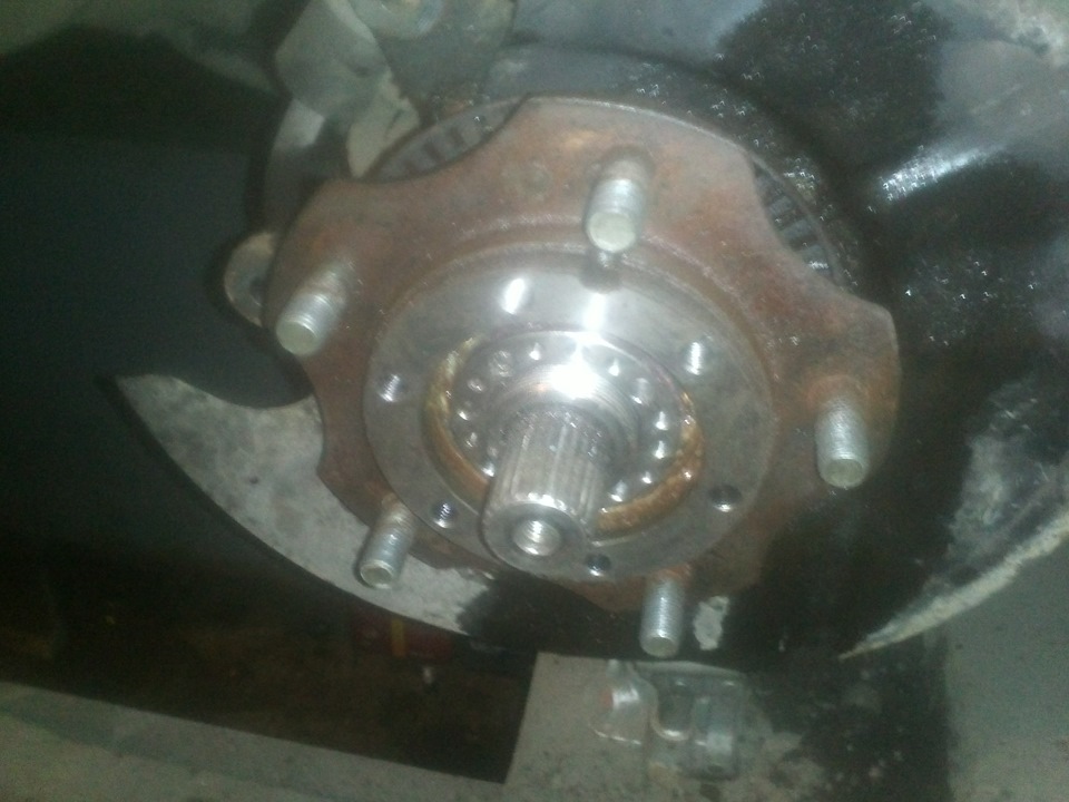 помогите друзья советом как выбить ступицу — Suzuki Grand Vitara (1G ...