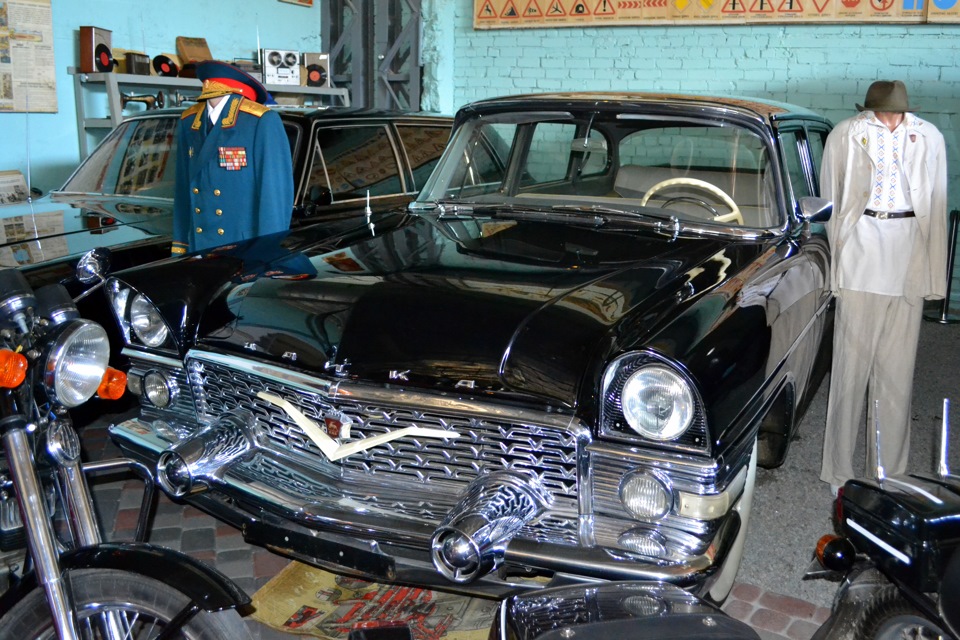 Музей "Машины Времени" г.Днепропетровск — Toyota Camry (XV40), 2,4 л ...