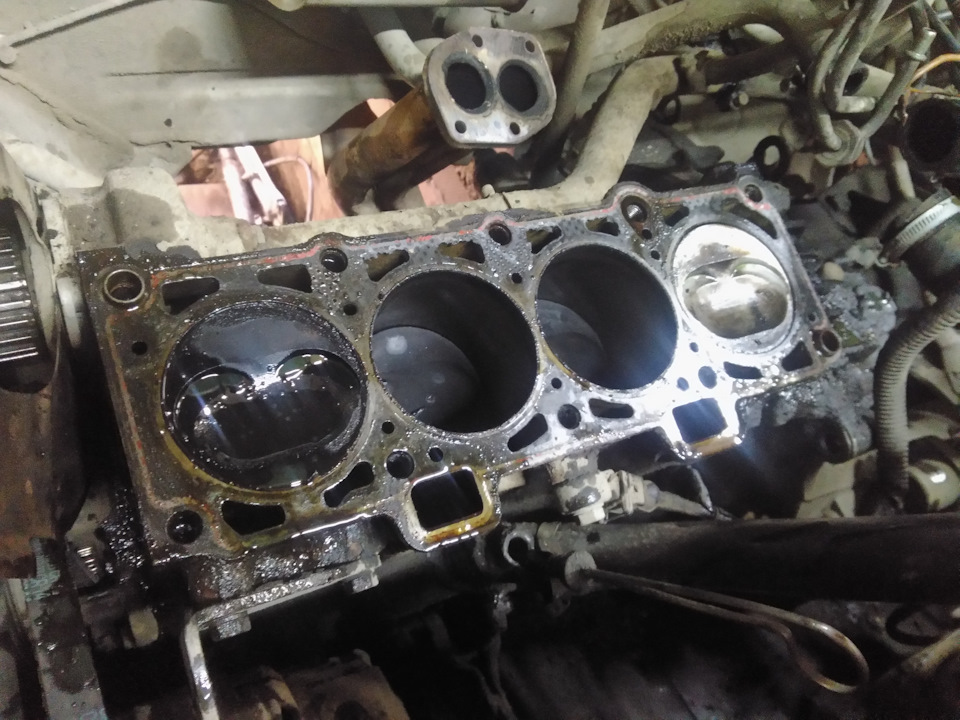 Протер от вылившегося тосола из башки — Lada 21099