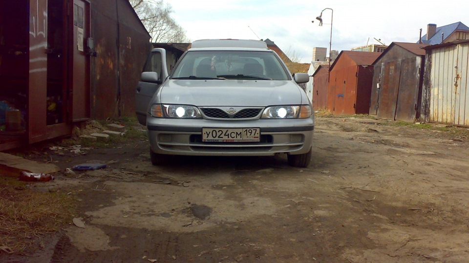 Nissan Almera