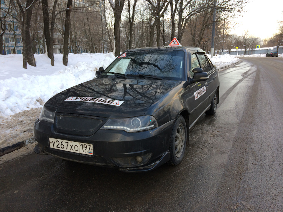 А у нас свой боевой раскрас. — Daewoo Nexia (N150), 1,6 л, 2012 года ...