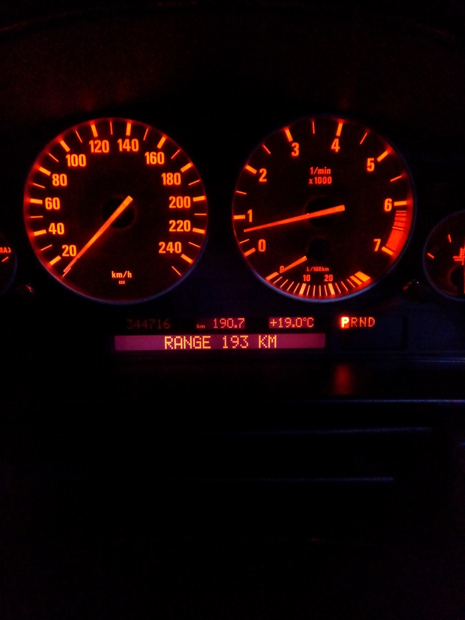 Синие светодиоды в приборную панель. Led приборная панель bmw e53. Бмв подсветка приборов. Бмв подсветка приборов. Бмв подсветка приборов.