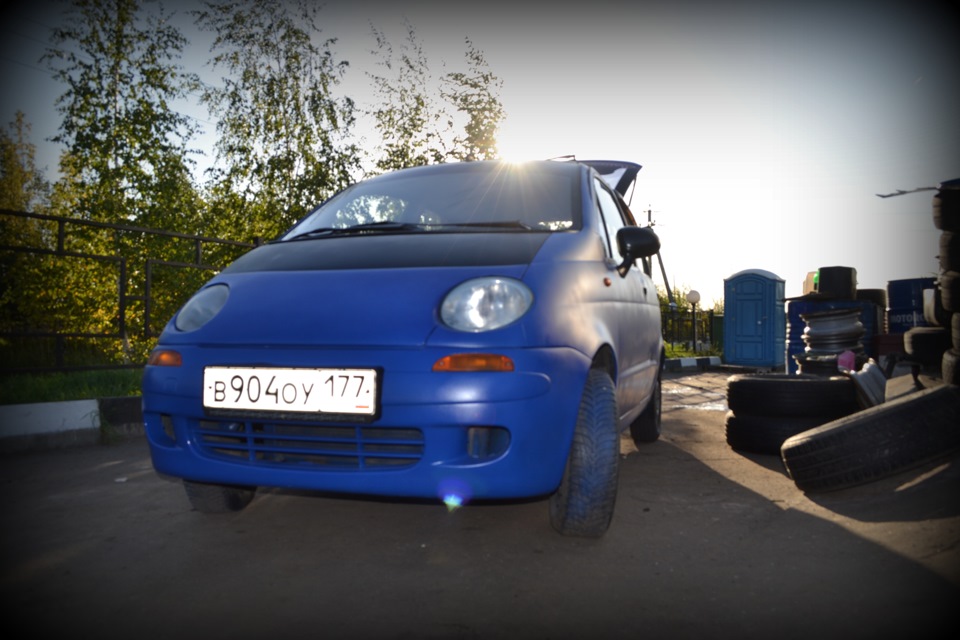 колеса подкрасили немного, ну ничего мама приведет в порядок) готова))))) — Citroen C1 (1G)
