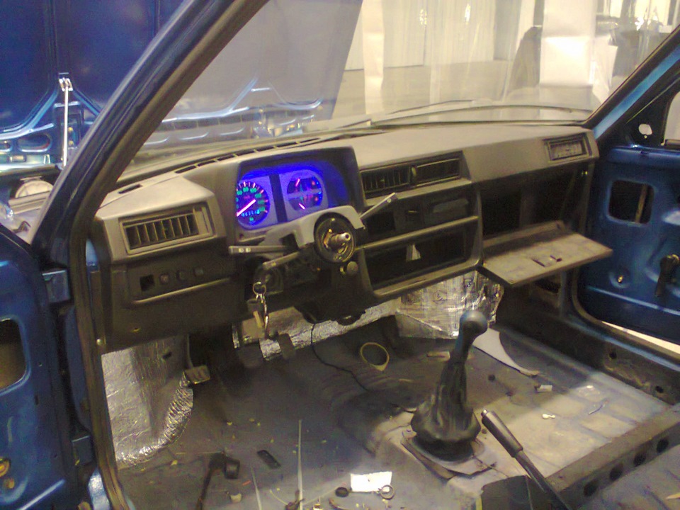 Бюджетная шумка №1 — ЗАЗ 1102, 1,1 л., 1993 года | своими руками | DRIVE2