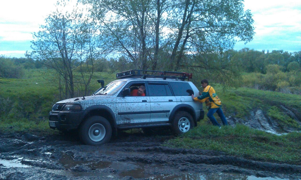 Фото в бортжурнале Nissan Patrol (Y61)