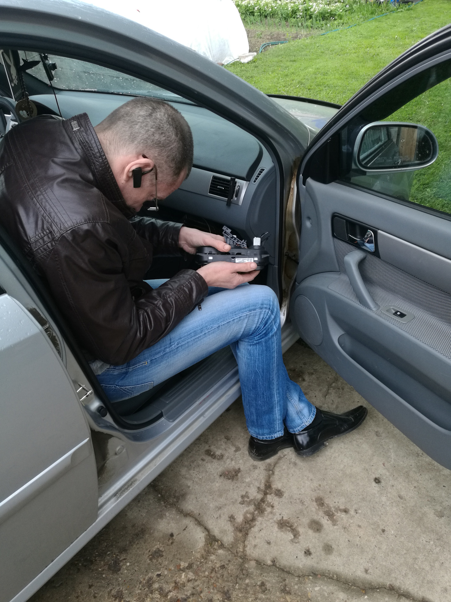 Встретились с добрым другом. Новые панели приборов. Пропайка платы ...