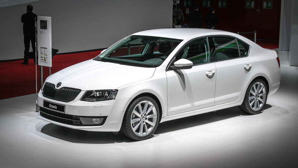 Фото шкоды октавии а7. Skoda Octavia a7 2014 белая. Шкода Октавия а7. Škoda Octavia a7 белая. Шкодпюа актавия а7 белая.