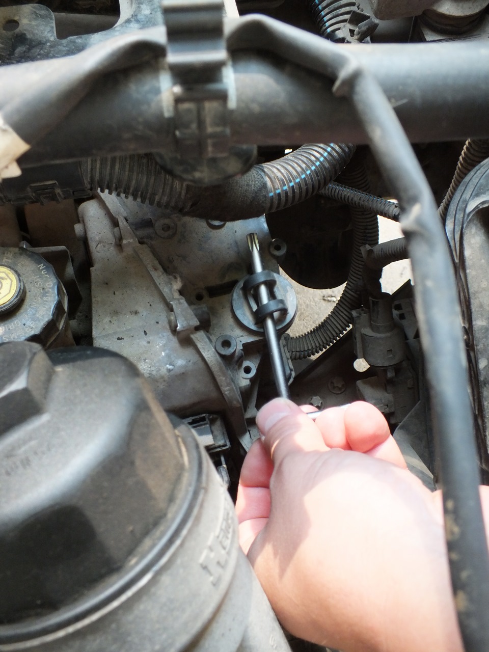 опель корса ошибка F не заводится что делать