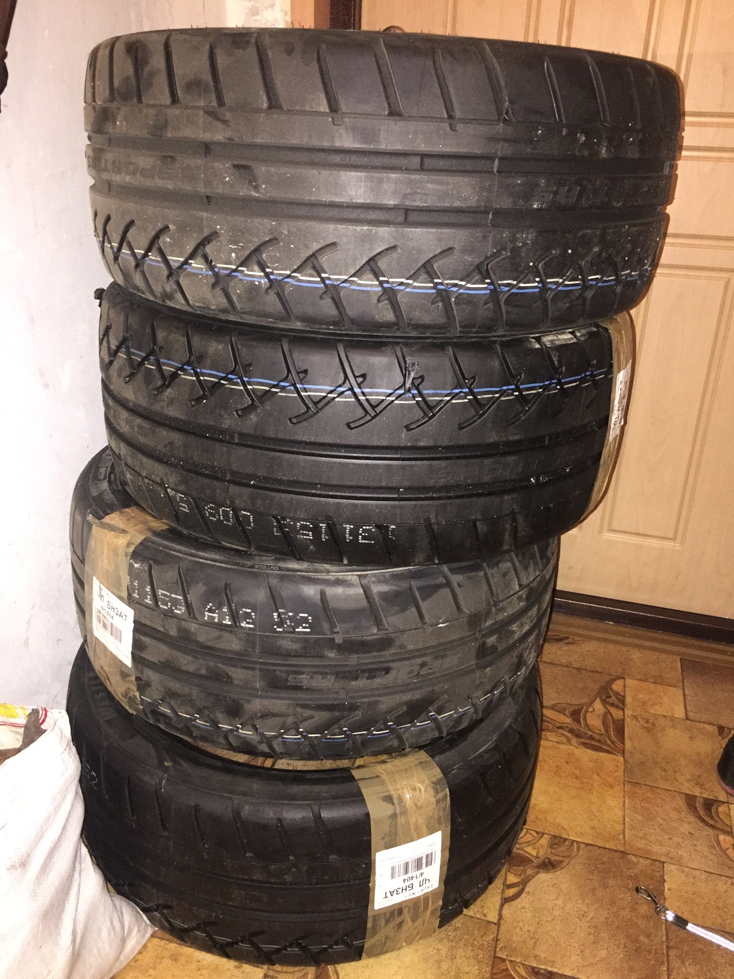 Goodride sport rs. Goodride Sport RS 195/50 r15. Westlake Sport RS р14. Westlake Sport RS 235/45/18. Westlake Sport RS 205/55.