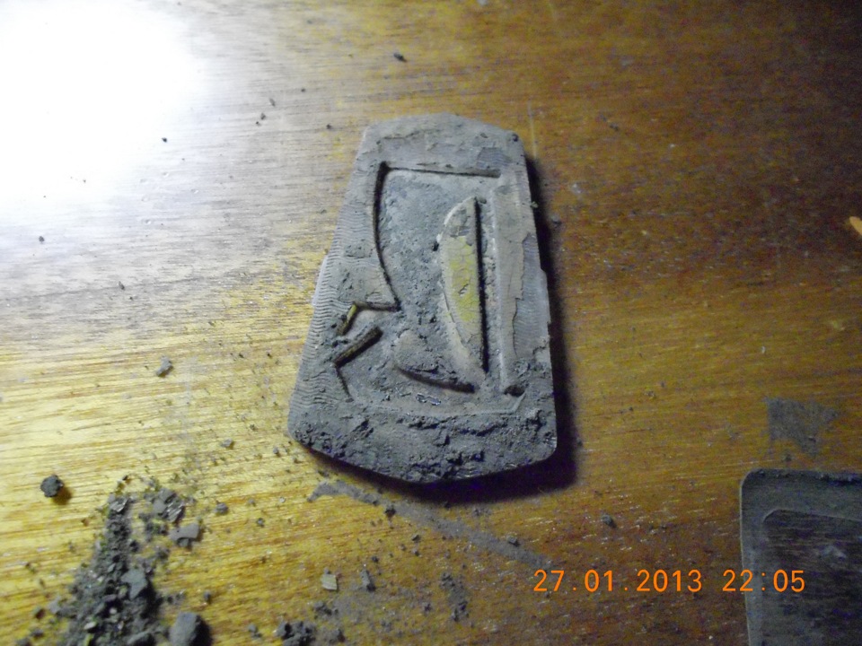 прям в земле весь . может его в грязи нашли ? — Lada 21011