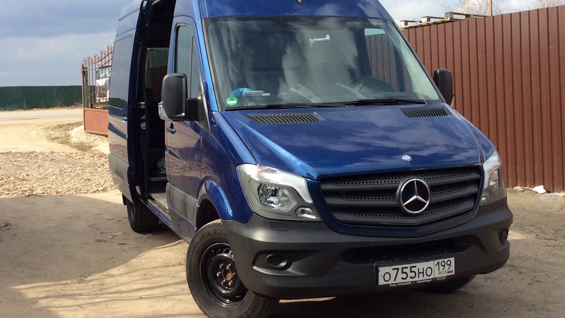 Mercedes-Benz Sprinter (2G) 3.0 дизельный 2011 | V-6 3,0 АКПП ПАХАРЬ-2 на  DRIVE2