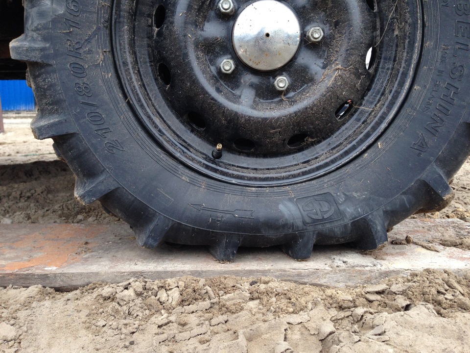 перед давление 0,5 ат. — Lada 4x4 3D