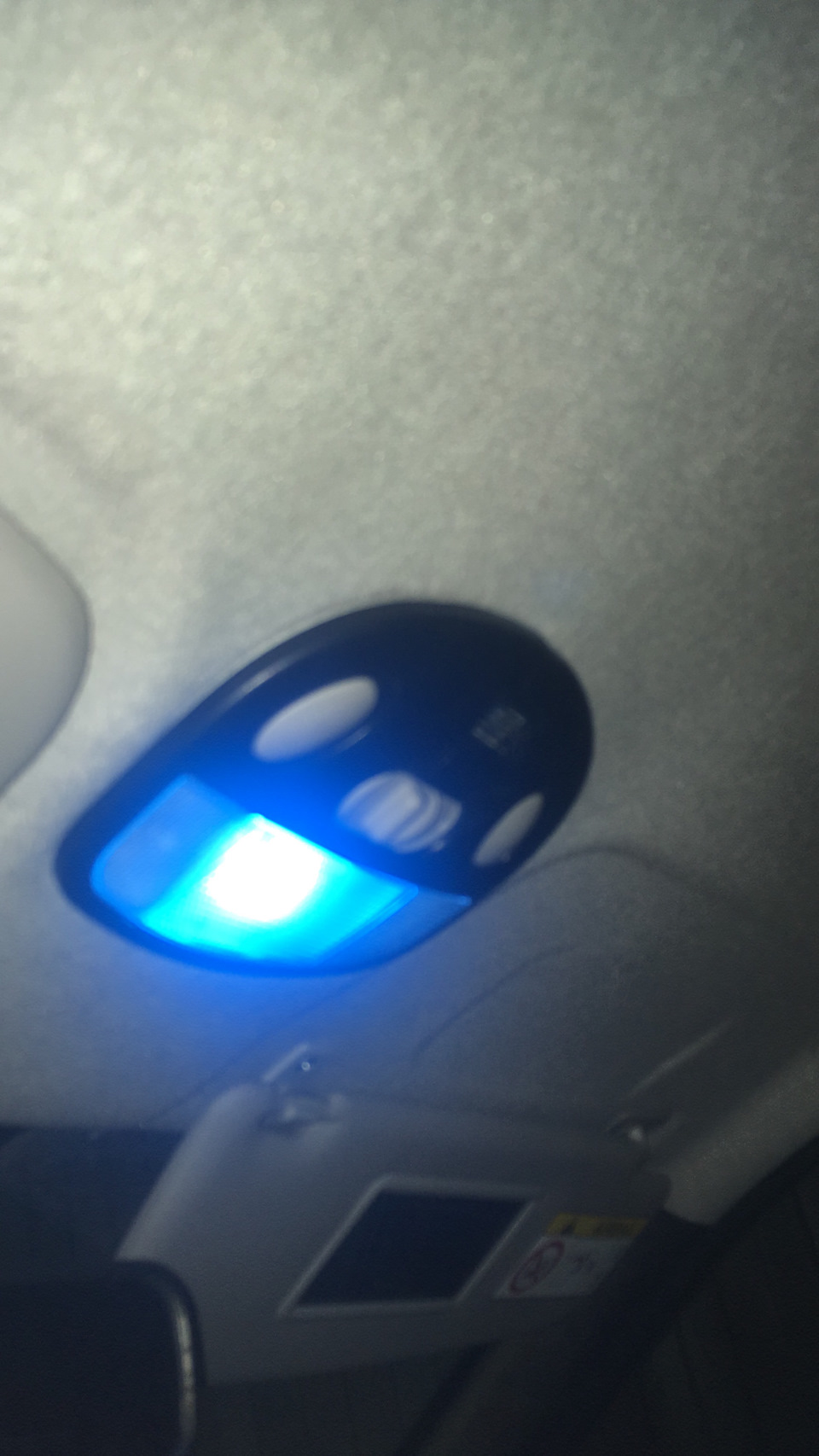 Чёрный плафон в салон — Lada Калина Хэтчбек (2G), 1,6 л, 2016 года ...