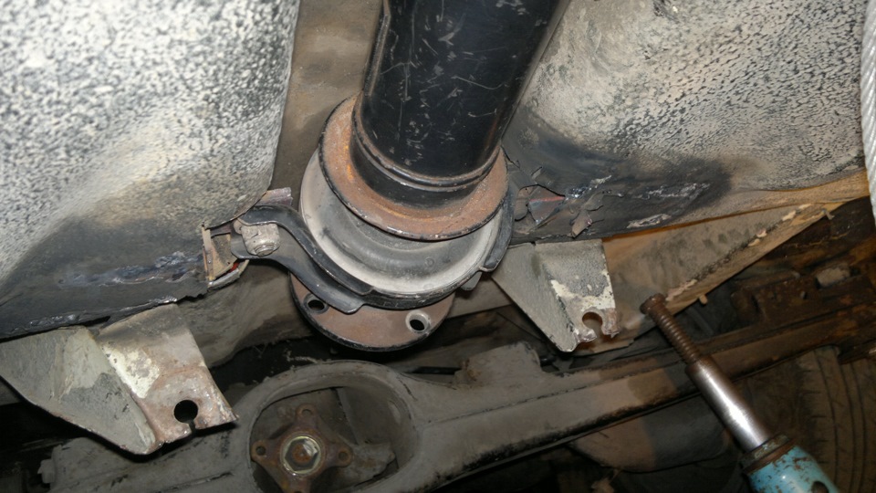 Закрепляем подвесной на кардане — Lada 21011, 2 л, 1979 года | тюнинг ...