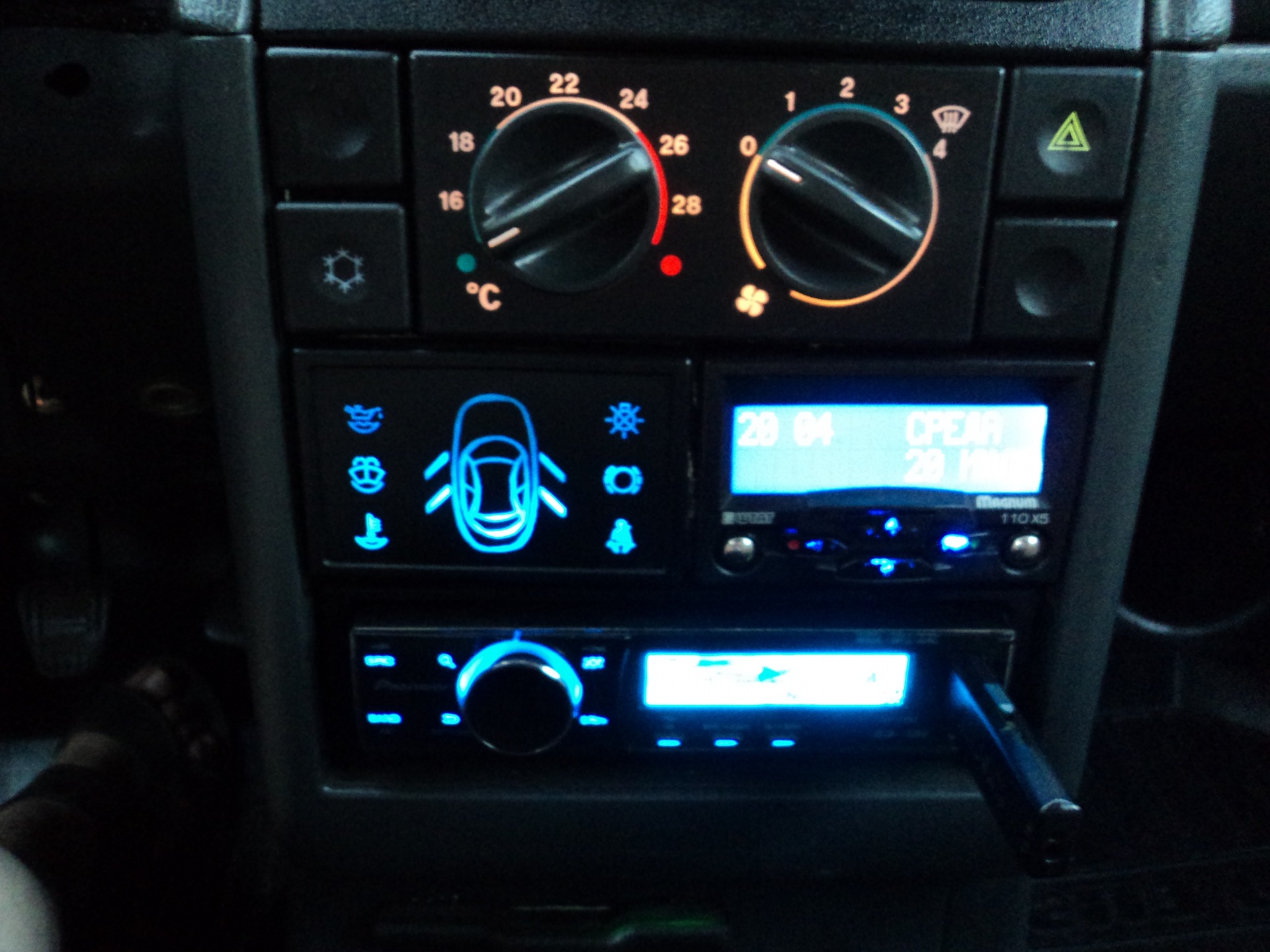 Подсветка БК - Lada 21120, 1,5 л, 2003 года другое DRIVE2