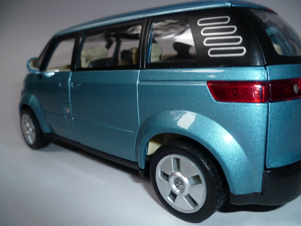 Volkswagen Microbus Concept 2001