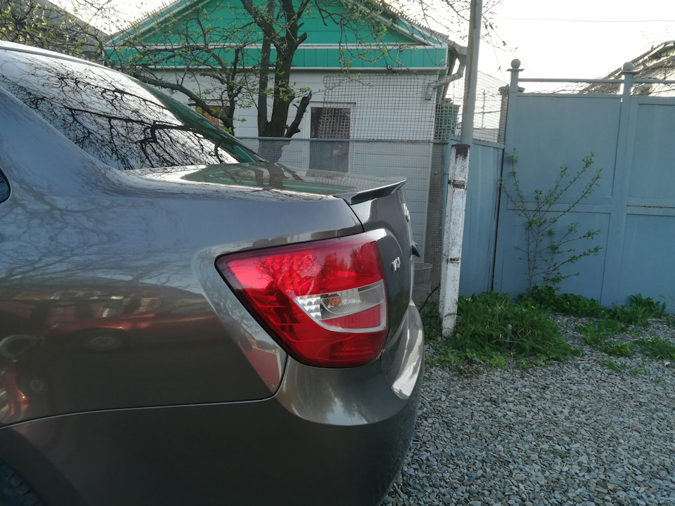 Лип спойлер)) — Lada Гранта (1G), 1,6 л, 2015 года | тюнинг | DRIVE2