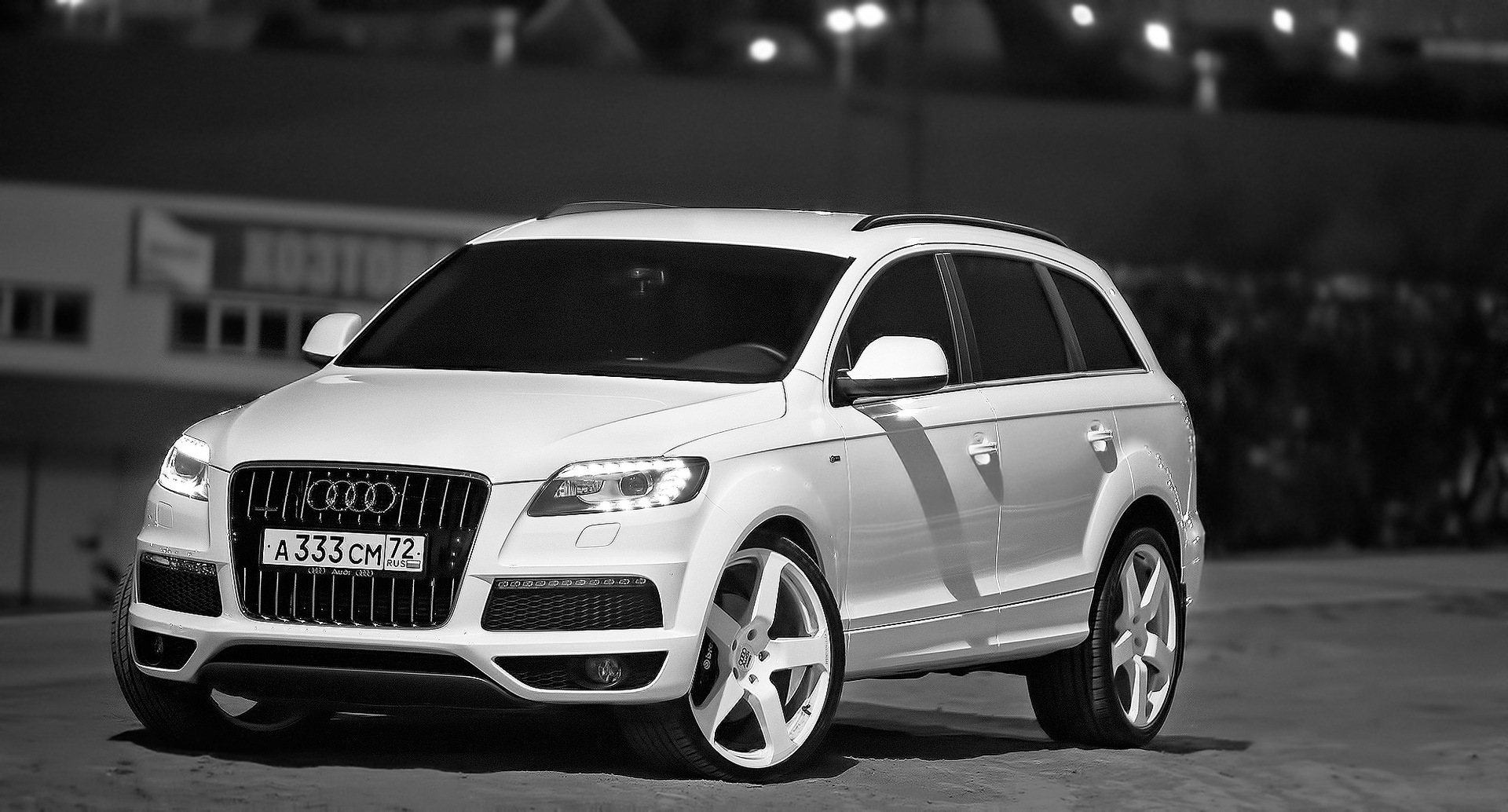 Q white. Audi q7 White. Ауди ку 7 белая. Audi q7 3.6 2010. Комплектации Ауди q7.