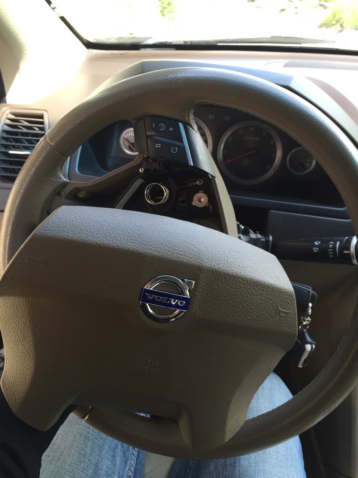 Снимаем подушку — Volvo XC90 (1G)