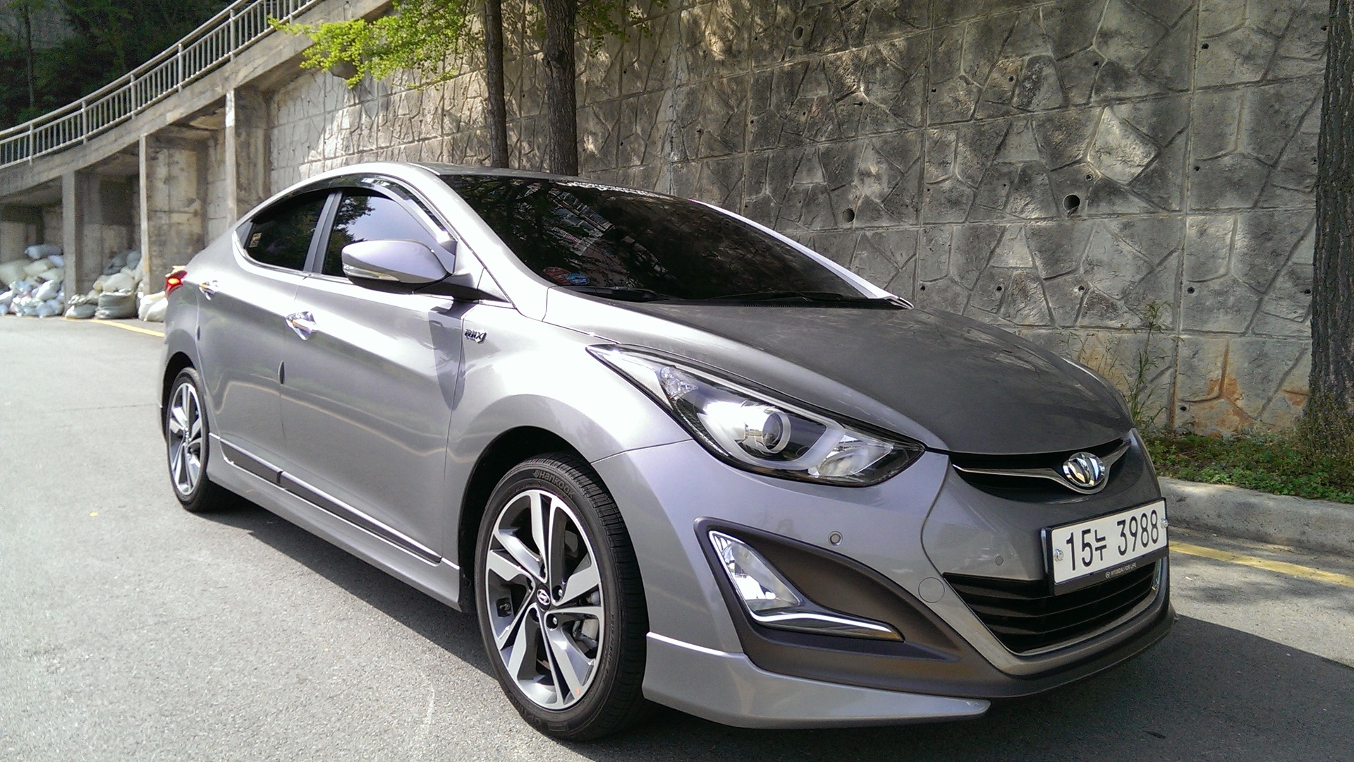 Hyundai avante 1.6