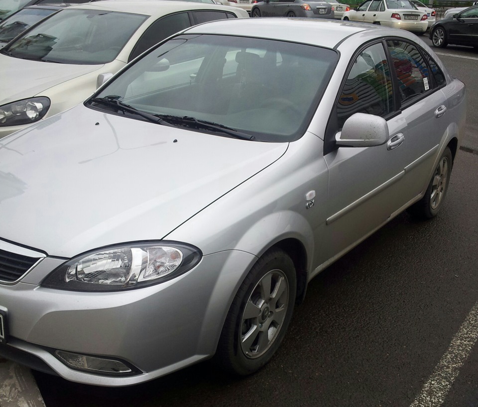 Daewoo Gentra Misty Lake