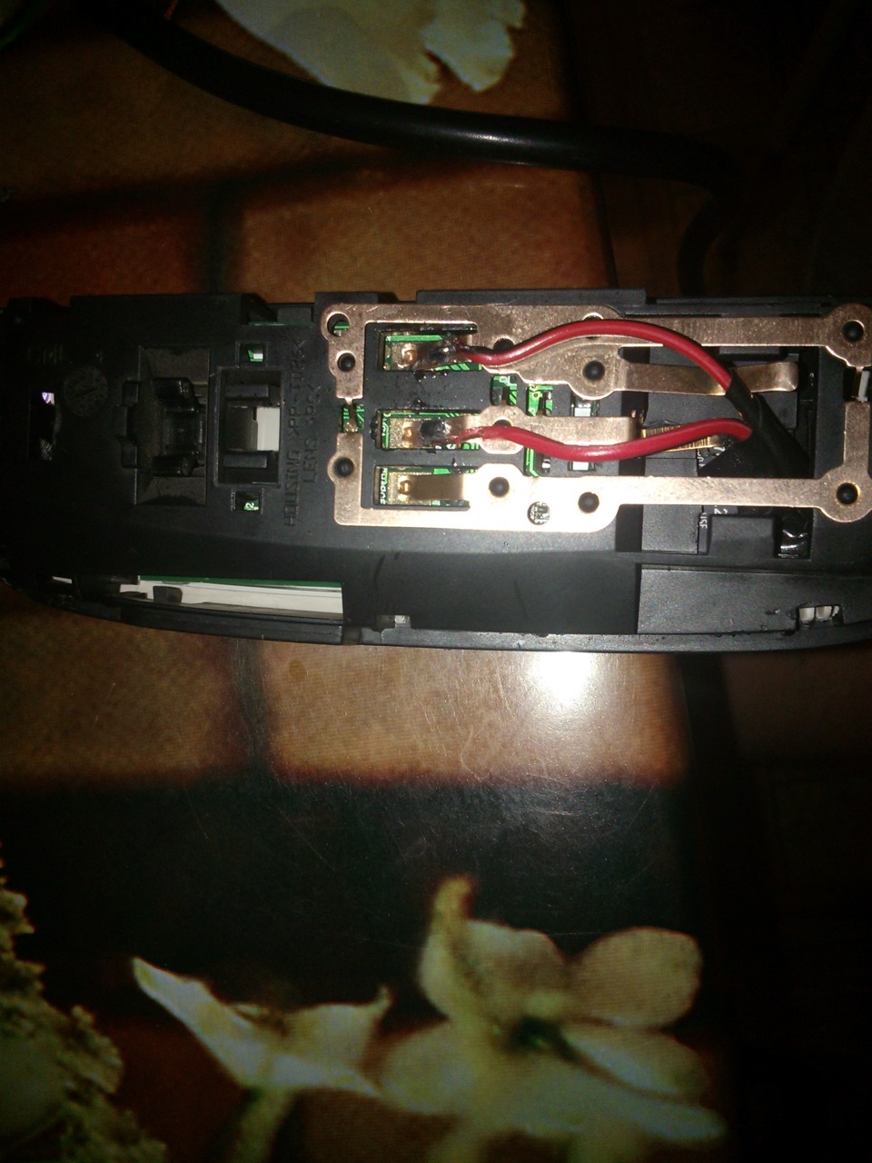 Ремонт фонарика — Dodge Caliber, 1,8 л, 2008 года | своими руками | DRIVE2