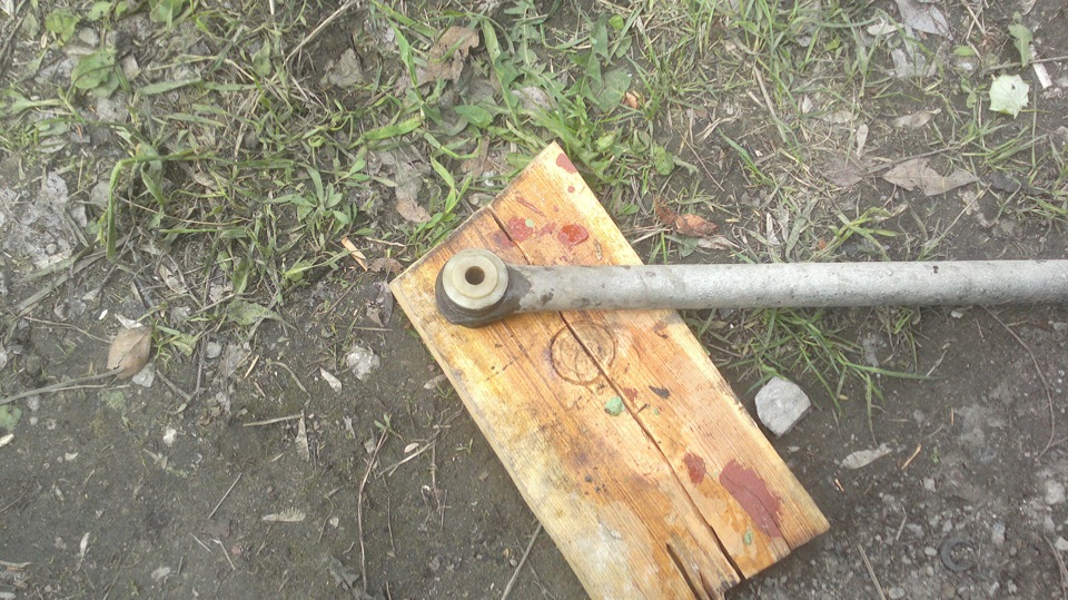 Замена задних амортизаторов и резинок на реактивных тягах — LADA 2101 ...