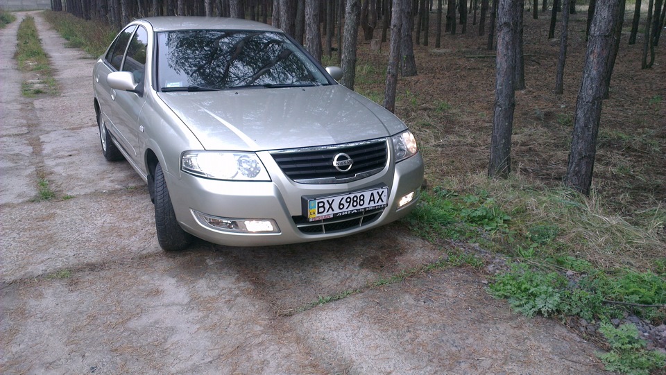 Nissan almera противотуманки. Almera Classic b10. Ниссан Альмера b10. ПТФ Ниссан Альмера Классик b10. Nissan Almera b10.