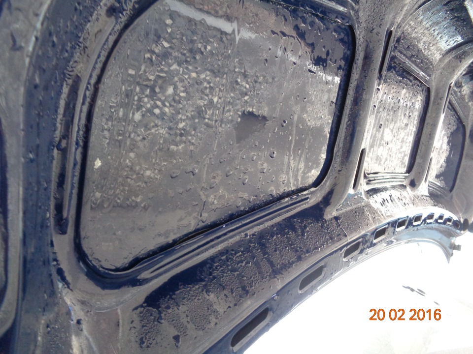 Потеет багажник — Volkswagen Passat B4, 1,8 л, 1994 года | помощь на ...