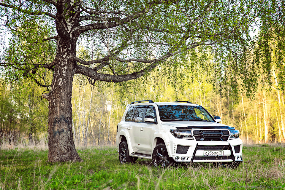 Фото в бортжурнале Toyota Land Cruiser 200