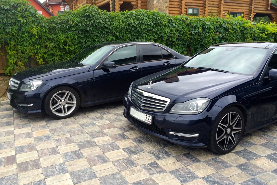 Даже цвет такой же) — Mercedes-Benz C-Class (W204)