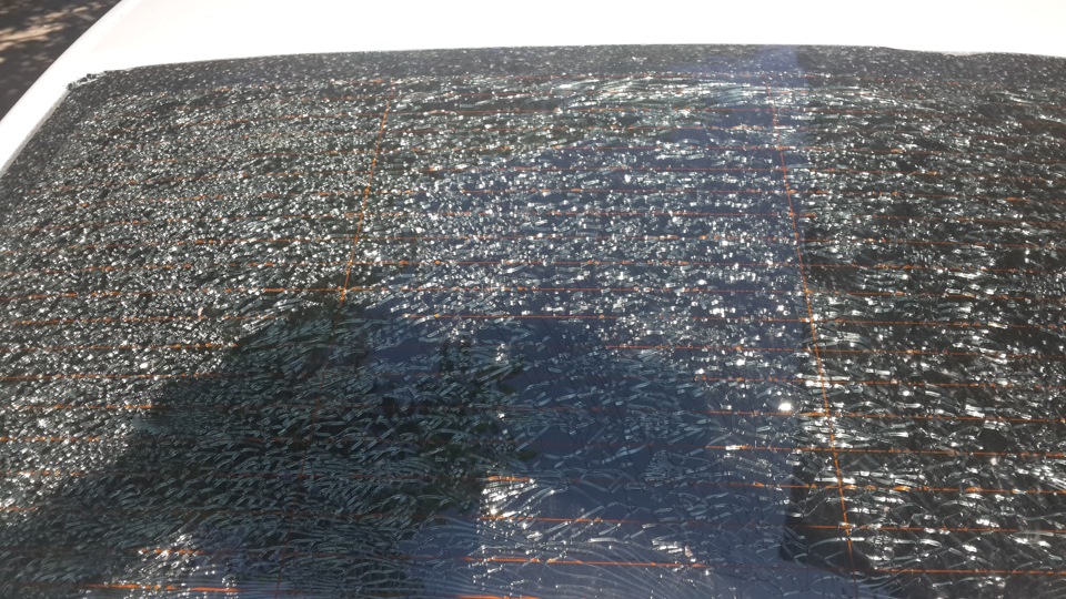 Треснуло заднее стекло. — Peugeot 508 (1G), 2,2 л, 2012 года | ДТП | DRIVE2