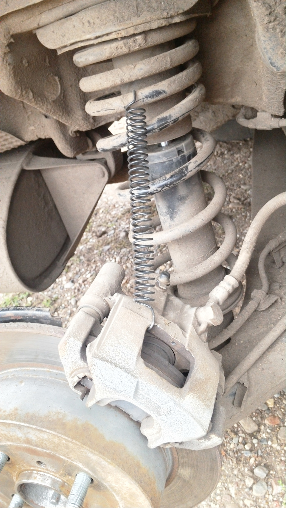 Гремят тормозные суппорта. Неудачная попытка исправить — Lifan Solano ...