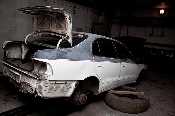 back egain - Toyota Corona 20 L 1993