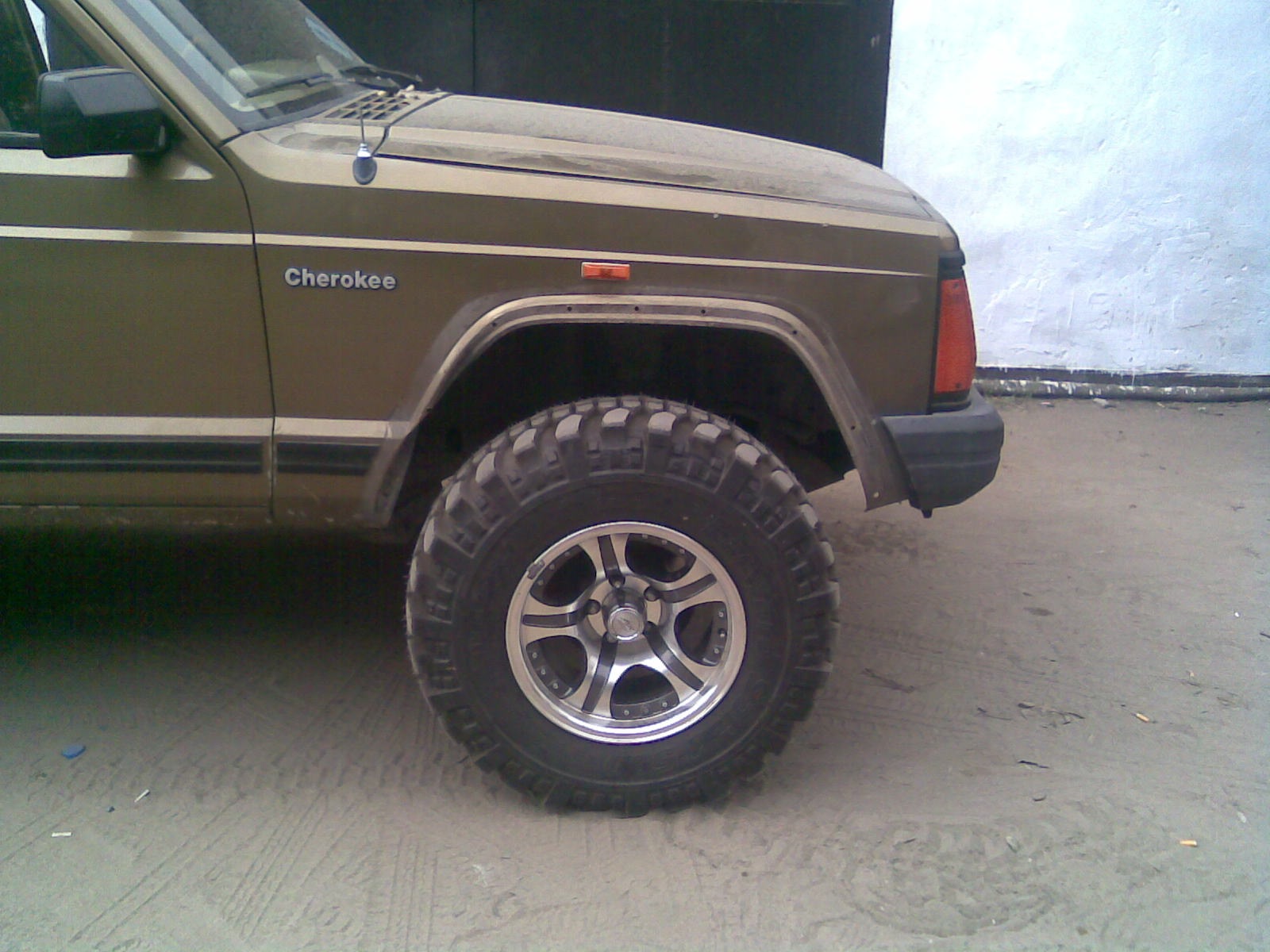 Арки и лифт — Jeep Cherokee (XJ), 4 л, 1994 года | тюнинг | DRIVE2