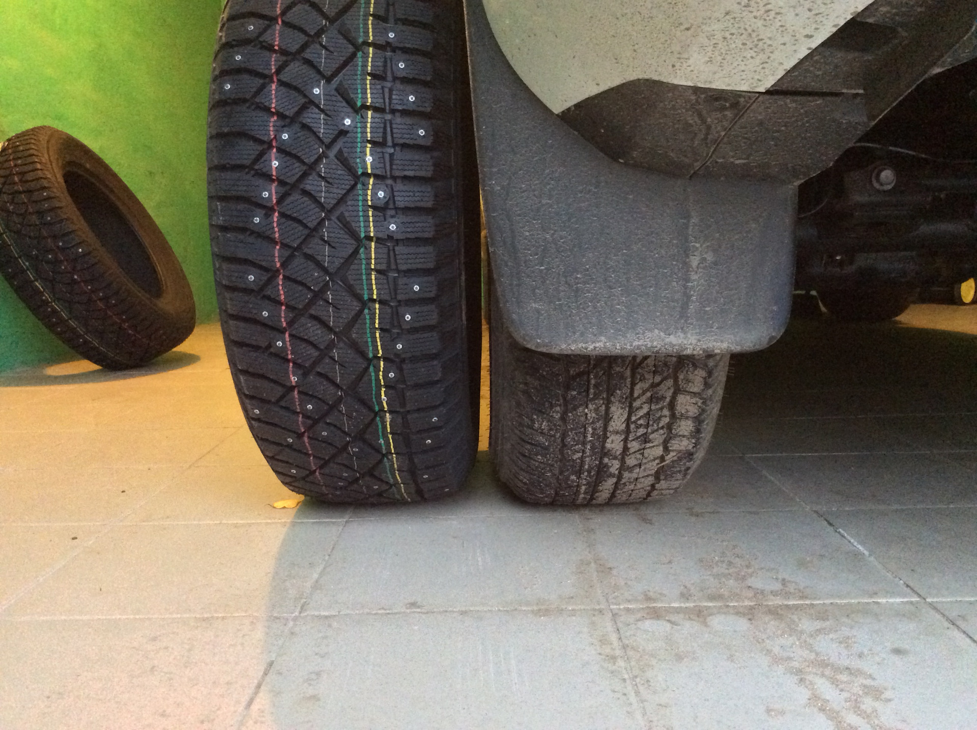 Термо спайк. Термо спайк. 225/55 r19 nitto therma spike. Nitto 225/65r17 106t therma spike. Nitto therma spike 185/65r14.