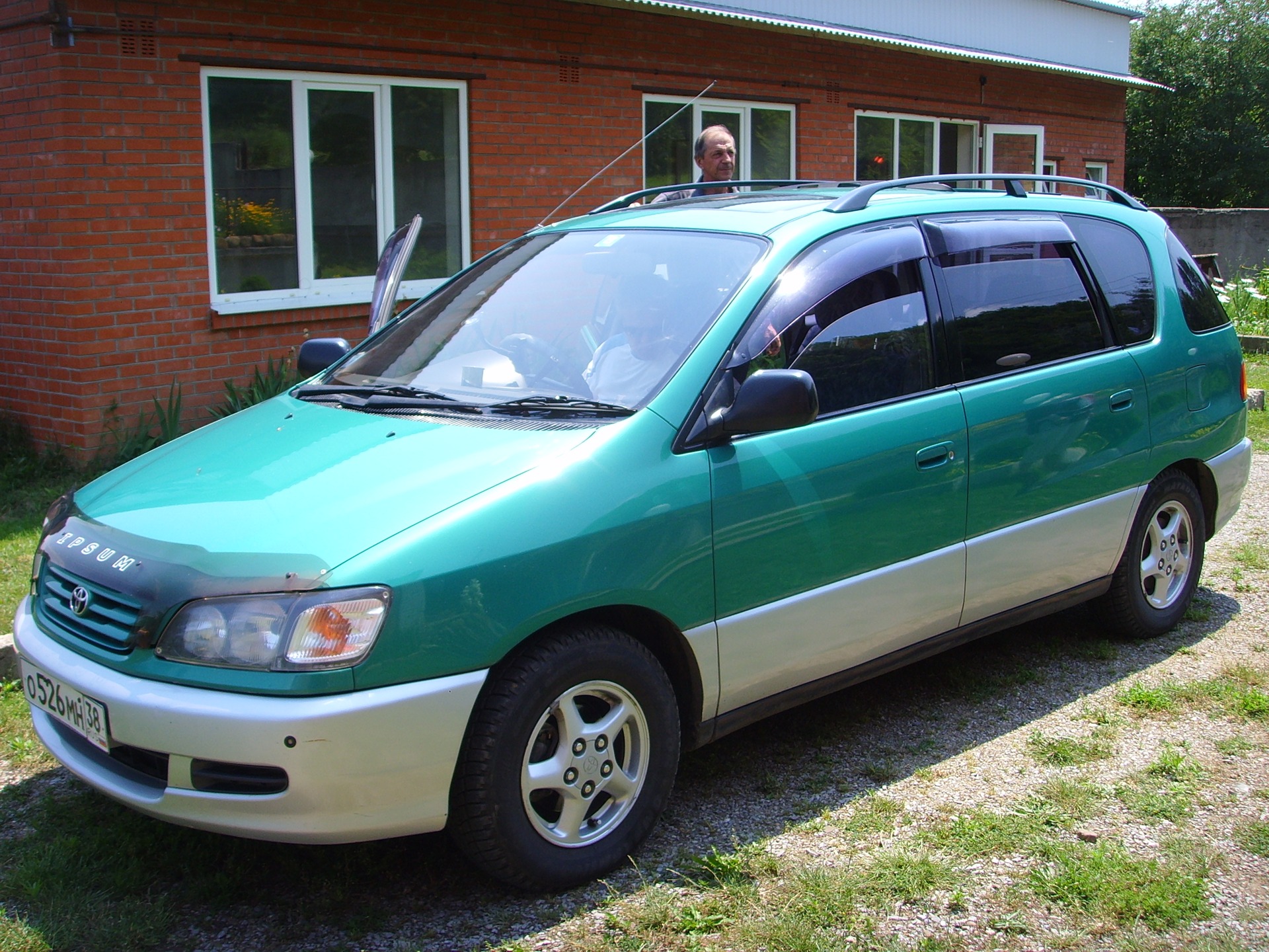 Toyota ipsum 1995-1999