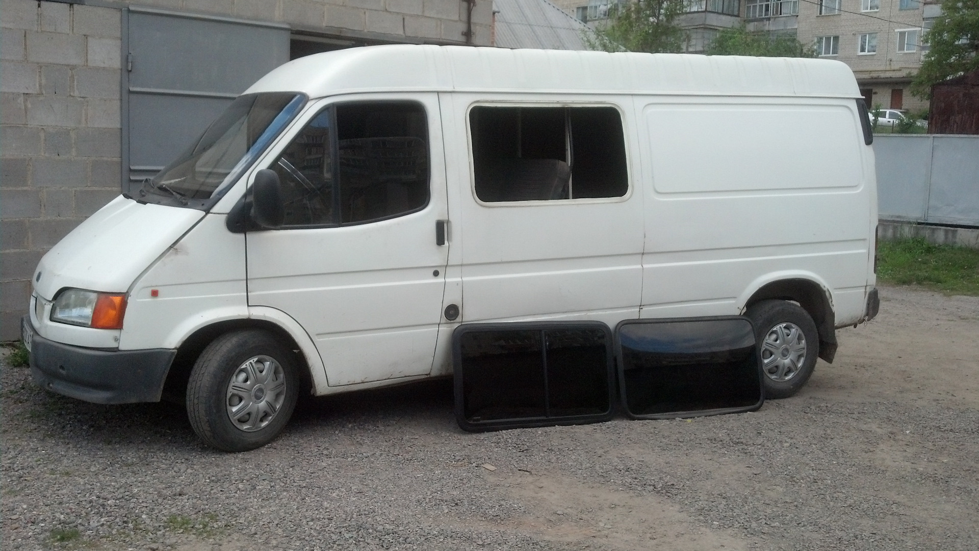 Транзит 98 года. Ford Transit 4g. Ford Transit 1999. Ford Transit 2.5. Ford Transit 1999 длинный.