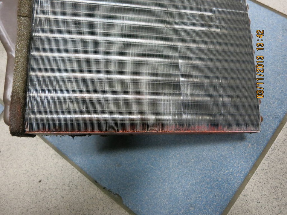 Потек радиатор печки — Dodge Neon II, 2 л, 2005 года | своими руками ...