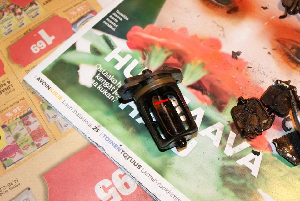 Удаление заслонок впускного коллектора — BMW 5 series (E60), 2,5 л ...