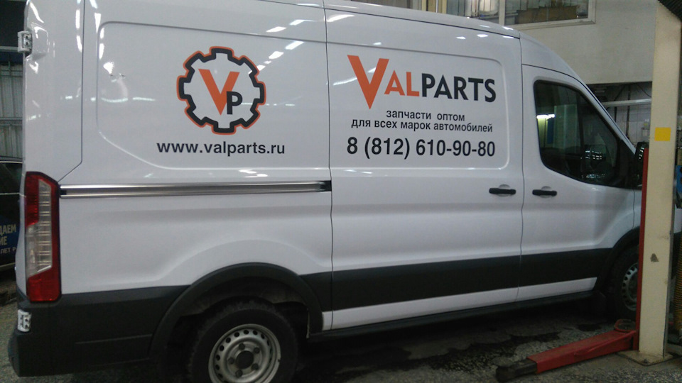 Нанесение рекламы на авто в СПб — Свет-Офор на DRIVE2