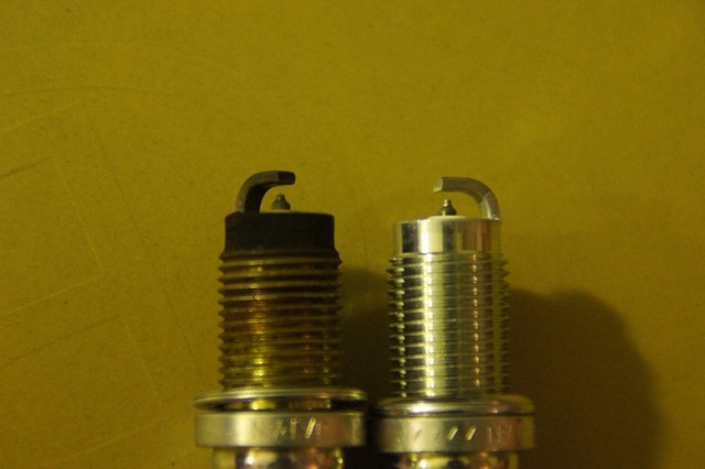 Свеча r6. Свечи зажигания pzfr6p и pzfr6r разница. Свеча зажигания бош r6. Waukesha муфта силиконовая свечи зажигания 740011. Свеча зажигания pzfr6r.