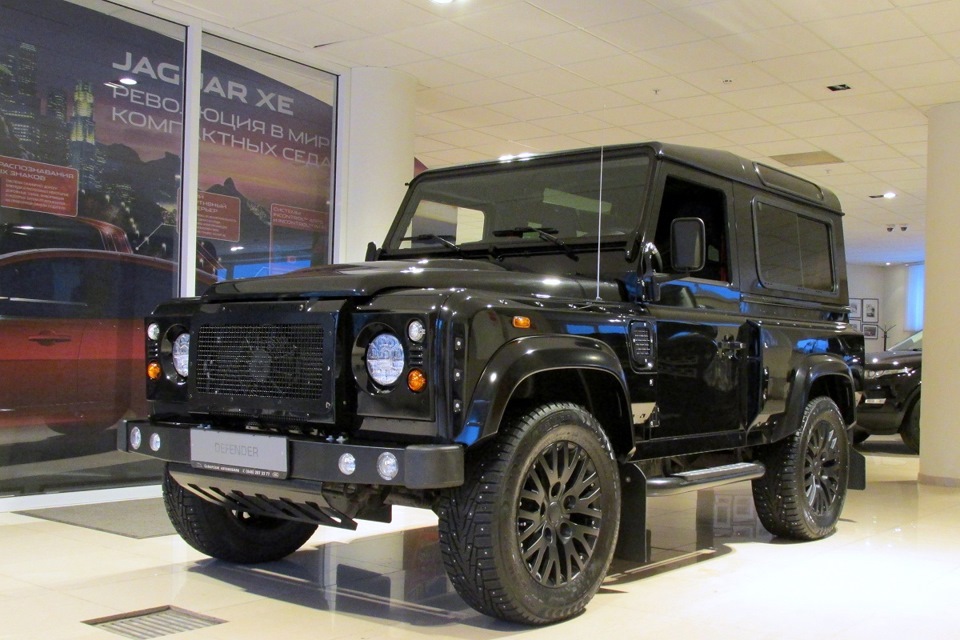 Land Rover Defender 90 tuned