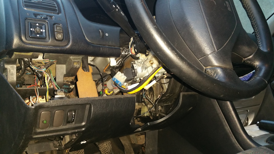 Неисправность замка зажигания — Mitsubishi Galant (8G), 2,5 л, 1999 ...