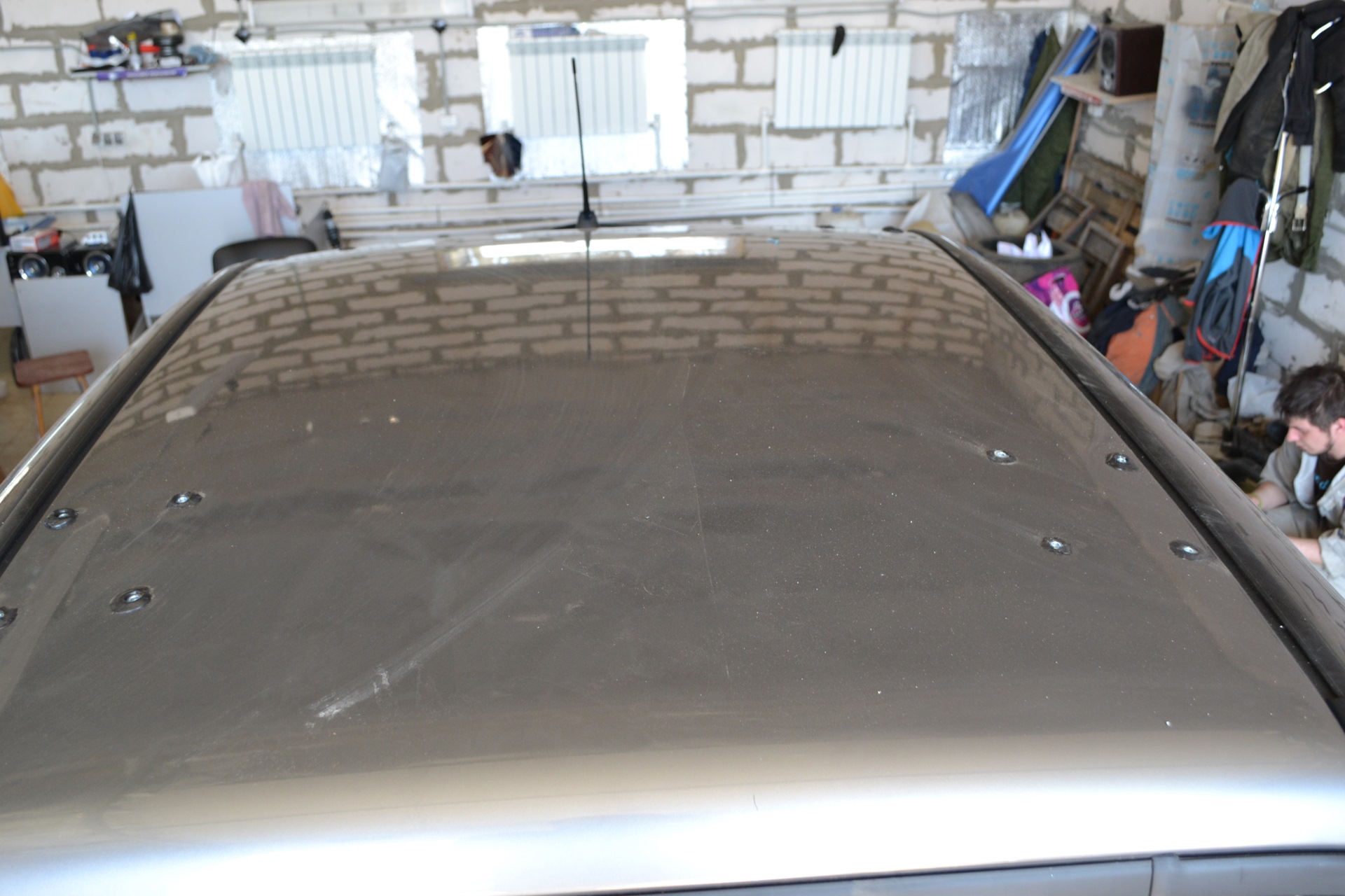 Установка рейлингов из экструдированных алюмин. труб с поперечинами ...