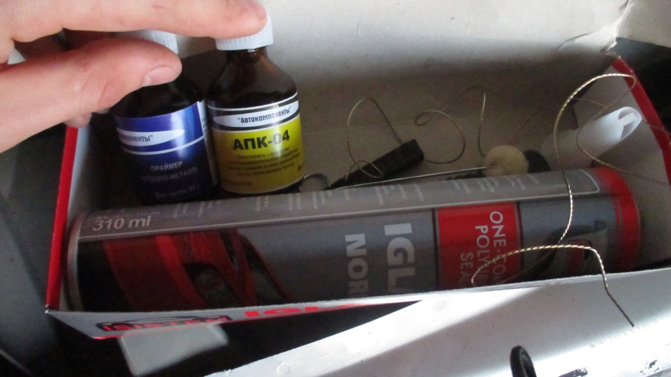 Замена лобового часть 2 — Lada Калина седан, 0,5 л, 2010 года | своими ...