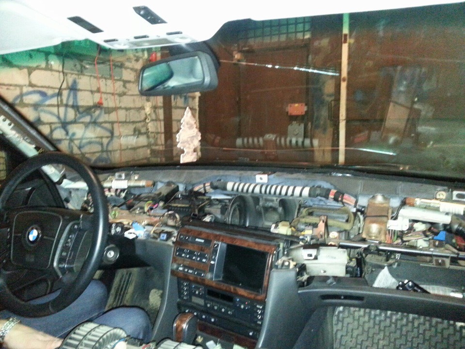 Мотор печки и доп. помпа — BMW 7 series (E38), 4,4 л, 2000 года ...