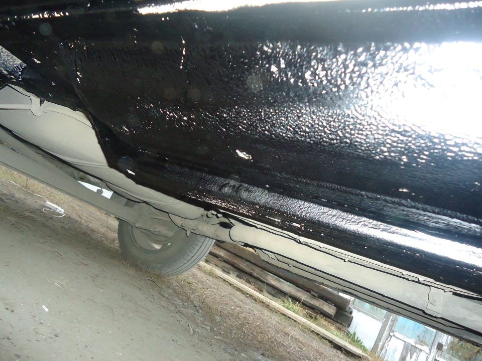 Обработка днища кузова снаружи. — Москвич Князь Владимир, 2 л, 1998 ...