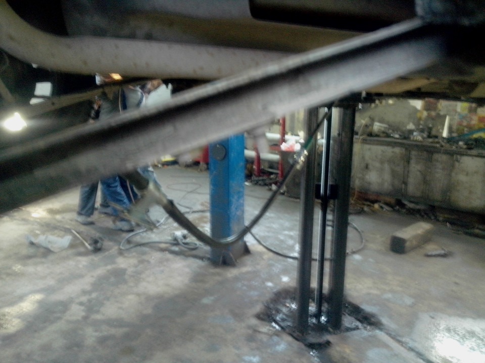 ЗАМЕНА ТРОСИКА РУЧНОГО ТОРМОЗА! VOL.2 УСТАНОВКА! — Mazda 323 VI, 1,5 л ...